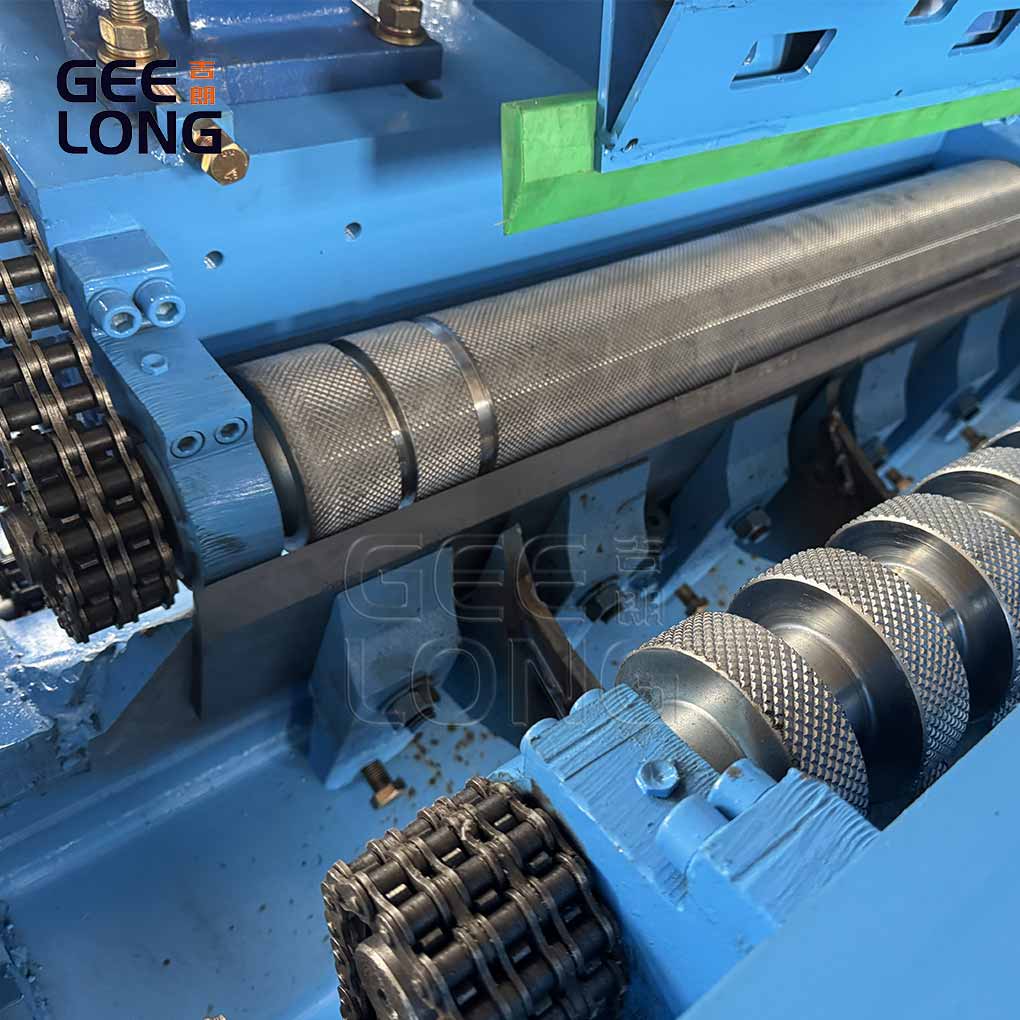 SMALL LOG veneer peeling line GEELONG