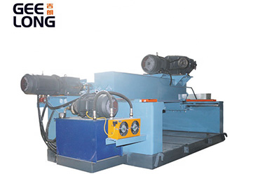 Veneer peeling machine